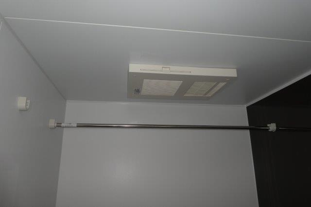 スーリールプラスⅠ番館の浴室|浴室乾燥機