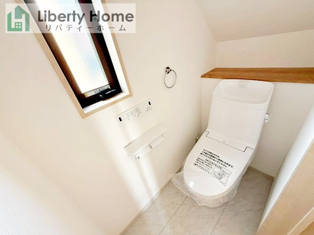 古河市諸川23-P1　新築戸建　13号棟のトイレ