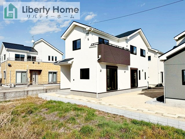 古河市諸川23-P1　新築戸建　13号棟の外観|ご予約をいただければ、『平日の空いた時間』『周辺物件まとめて見たい』『1件だけ見たい』ももちろん可能です♪
お気軽にお問合せください♪