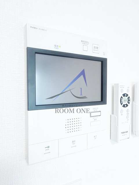 ＡＺＥＳＴ関内のセキュリティ|モニター付きインターホンです。