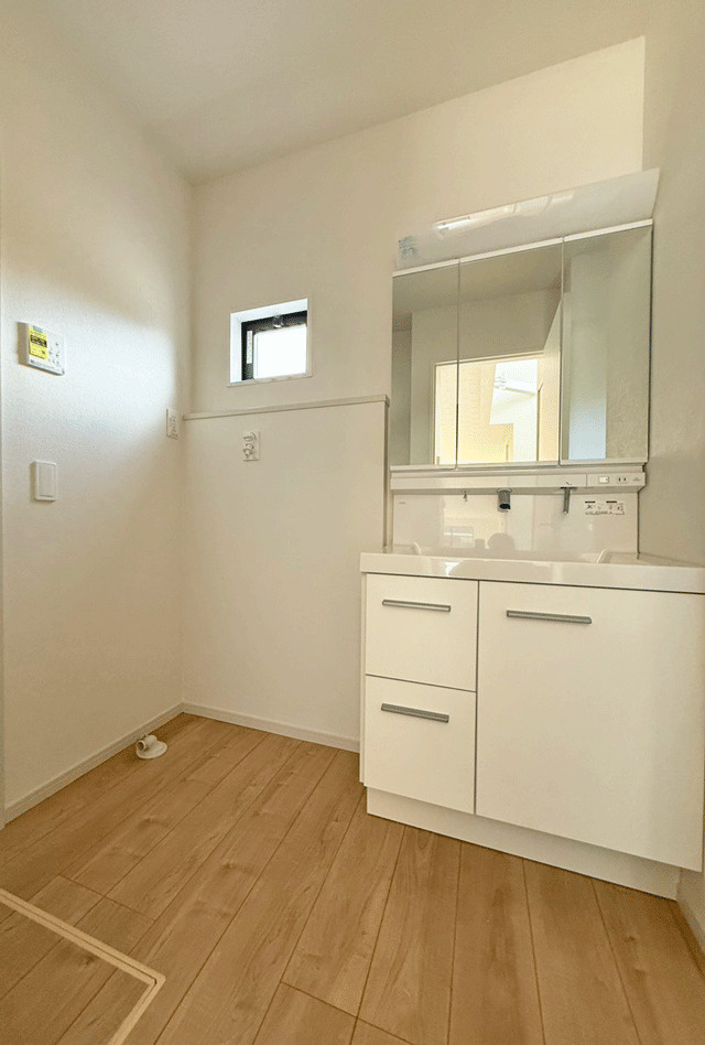 仙台市若林区上飯田2期　2号棟の独立洗面台