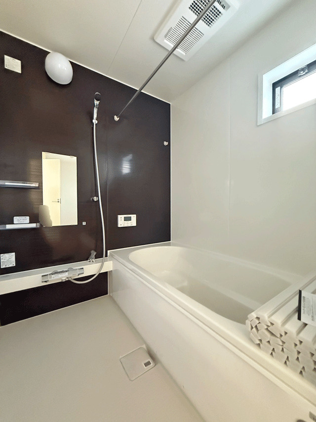 仙台市若林区上飯田2期　2号棟の浴室