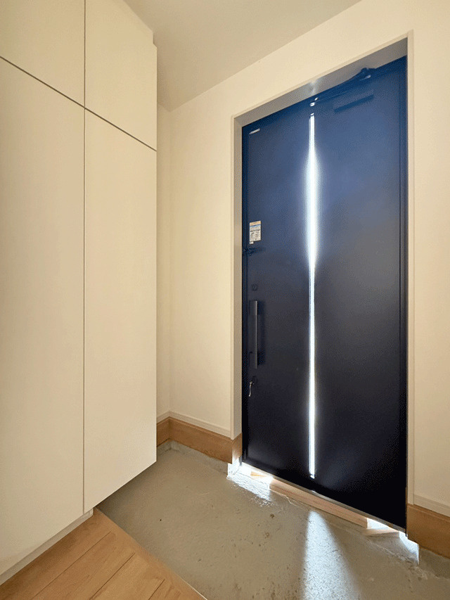 仙台市若林区上飯田2期　2号棟の玄関