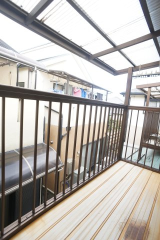 メゾン高司　北館のバルコニー