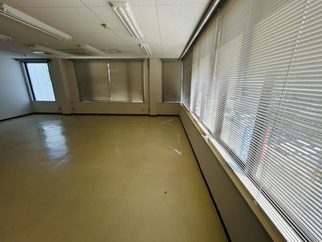 第一小島ビルの内装