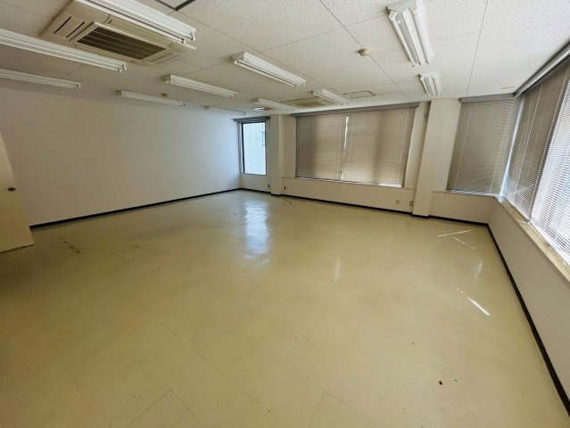 第一小島ビルの内装