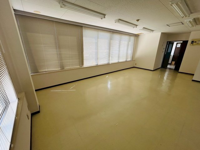 第一小島ビルの内装