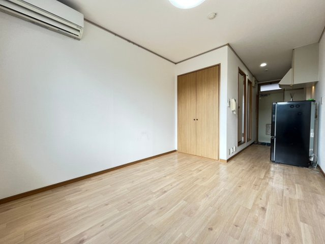 メゾンマーメイドの居間・リビング