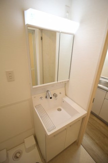 【洗面所】