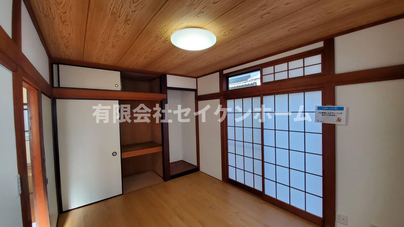 熊谷市成沢　中古住宅の洋室