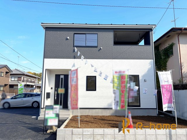 牛久市下根町第1　新築戸建て　2号棟の外観|建物完成いたしました！ご予約で『平日』や『夕方』などでもご見学可能です！