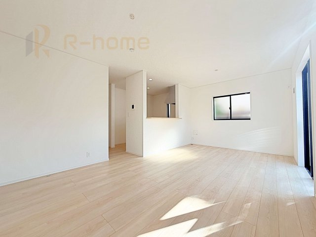 牛久市下根町第1　新築戸建て　2号棟の外観|ご予約を頂ければ、『平日』はもちろん『早朝』や『夜間』もご見学可能です♪お気軽にお申し付けください♪