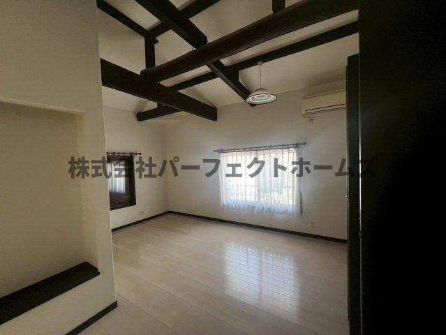 香里園東之町戸建　賃貸の洋室|ゆったりした洋室です