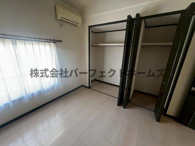 香里園東之町戸建　賃貸の収納|たっぷりとした収納スペースです