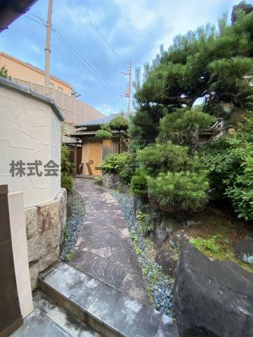 香里園東之町戸建　賃貸の庭|お庭で自由な時間を過ごせます