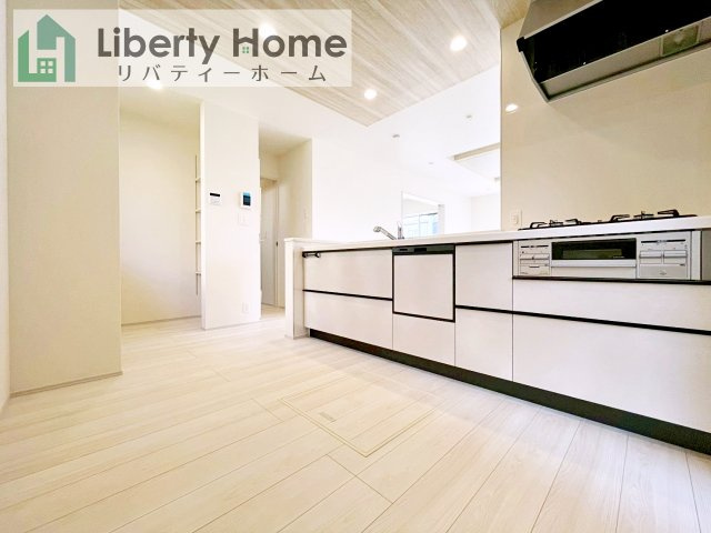 牛久市さくら台1丁目4期　新築戸建　1号棟のキッチン