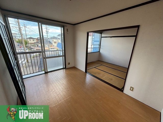 ウインディ朝宮の洋室