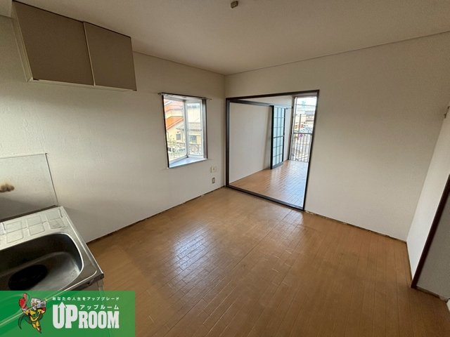 ウインディ朝宮の居間・リビング