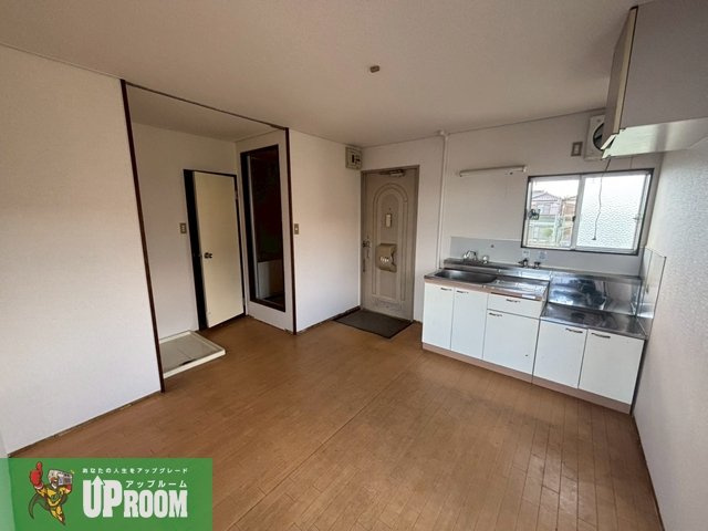 ウインディ朝宮の居間・リビング