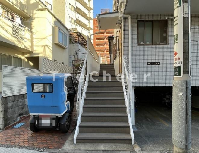 サンハウスのエントランス