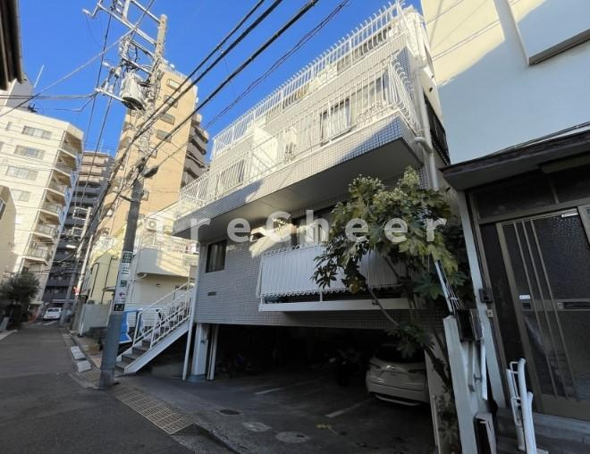 サンハウスの外観