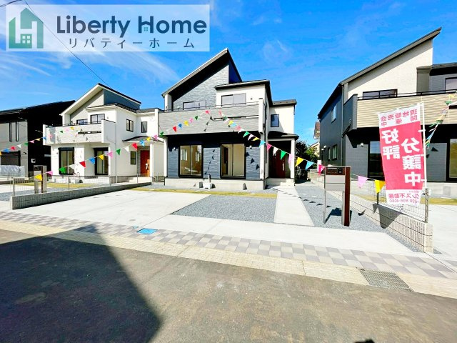 牛久市さくら台1丁目4期　新築戸建　2号棟の駐車場