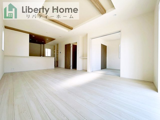 牛久市さくら台1丁目4期　新築戸建　2号棟の居間・リビング
