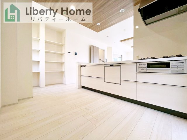 牛久市さくら台1丁目4期　新築戸建　2号棟のキッチン