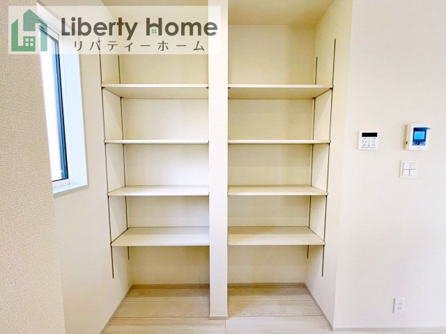 牛久市さくら台1丁目4期　新築戸建　2号棟の収納