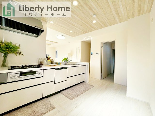 牛久市さくら台1丁目4期　新築戸建　4号棟のキッチン