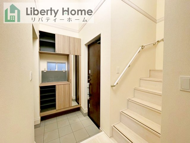 牛久市さくら台1丁目4期　新築戸建　5号棟の内装