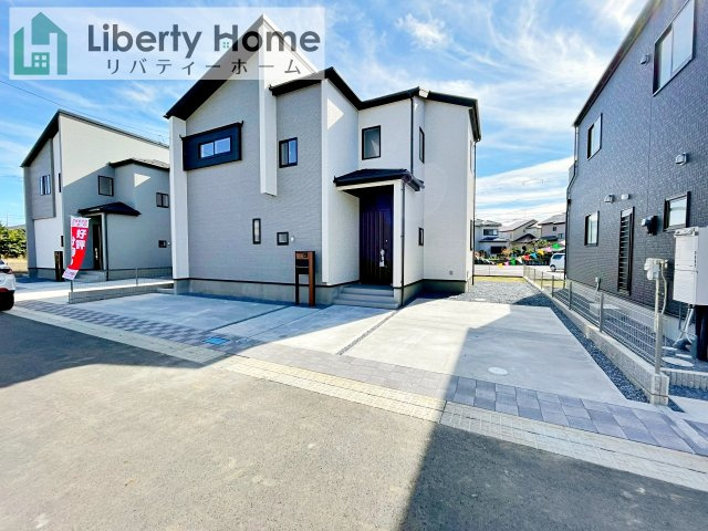 牛久市さくら台1丁目4期　新築戸建　5号棟の駐車場