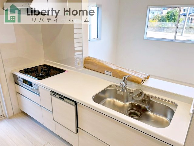 牛久市さくら台1丁目4期　新築戸建　5号棟のキッチン