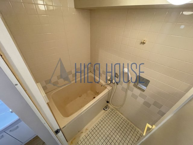 シャトーサンワの浴室