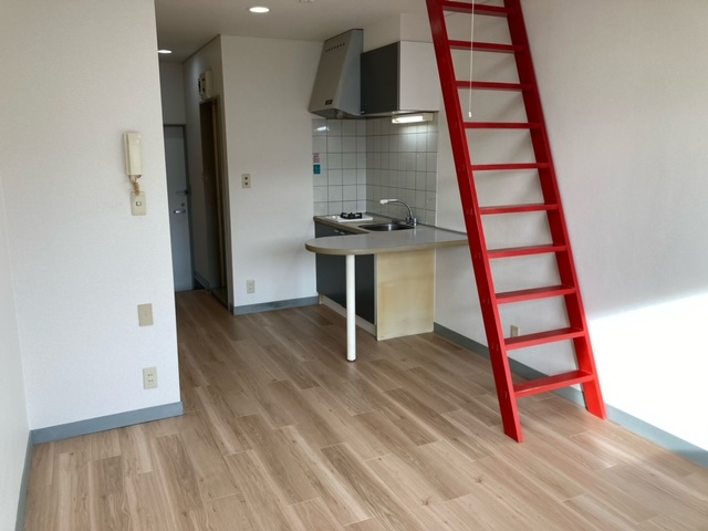 三鷹市大沢６丁目のアパートの内装