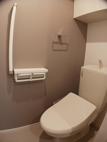 イターナル伊藤Ⅰのトイレ|ゆったりとした空間のトイレです