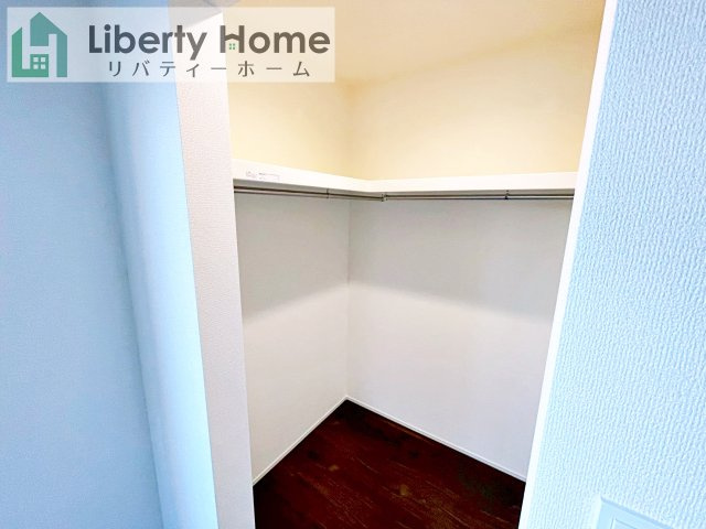 牛久市さくら台1丁目4期　新築戸建　6号棟の収納