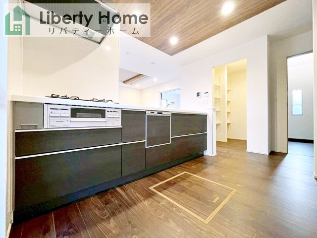 牛久市さくら台1丁目4期　新築戸建　6号棟のキッチン