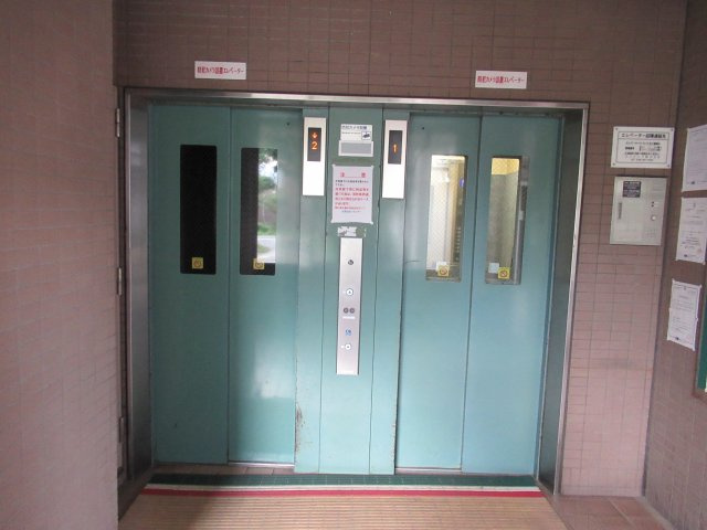 ルネシティ新在家南町１ＤＫのその他共用部分|エレベーターは1棟に2基あります