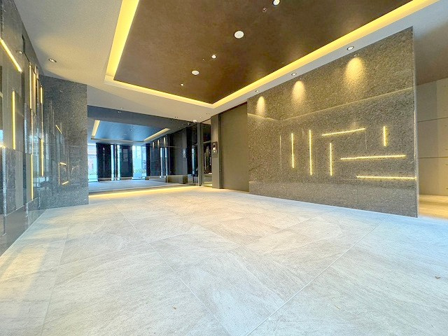 S‐RESIDENCE上新庄ascentのロビー