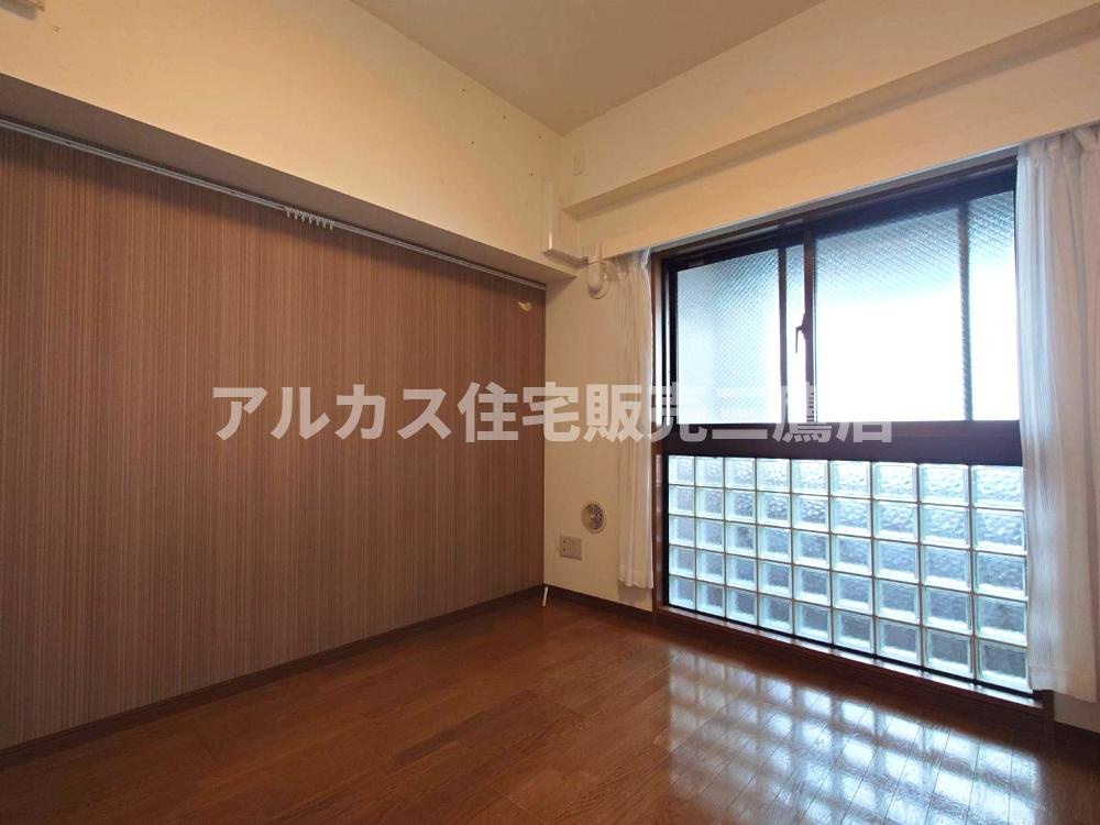 インペリアル三鷹シティの洋室