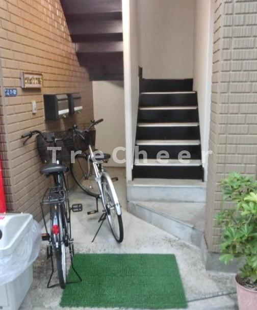 オリュゾンスミダのエントランス