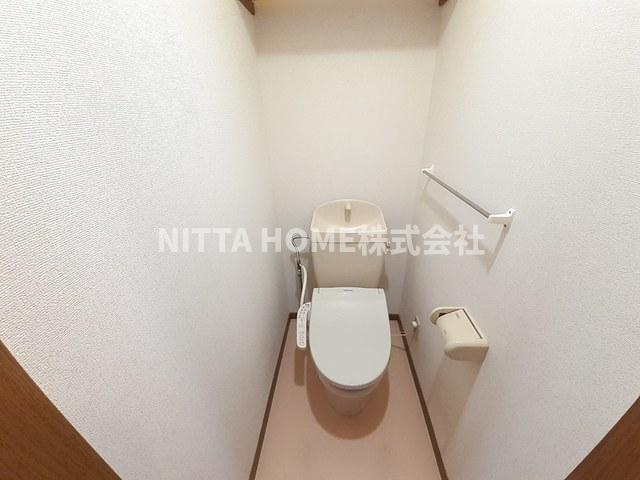 トゥー・ル・モンドのトイレ|温水洗浄付きのトイレになります☆彡