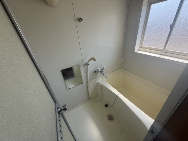 東松山ハイツAの浴室
