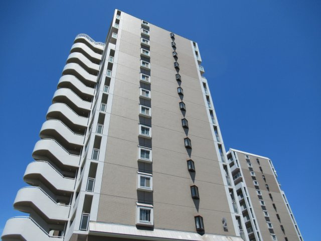 ルネシティ新在家南町３ＬＤＫの外観|おしゃれな外観です