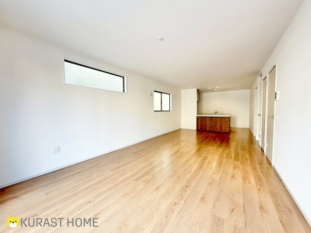 京都市西京区大枝西新林町3丁目　新築戸建の居間・リビング