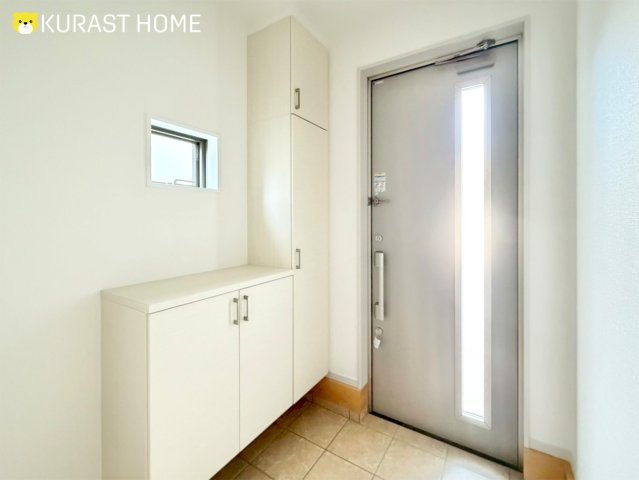 京都市西京区大枝西新林町3丁目　新築戸建の玄関