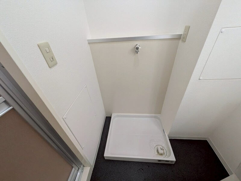 ウェルシー岡本の玄関