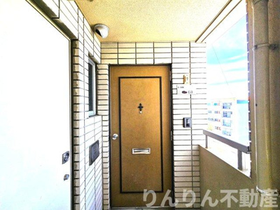 【玄関】 | ガーデンヒルズ住吉Ⅰ | ゆったりとした玄関です