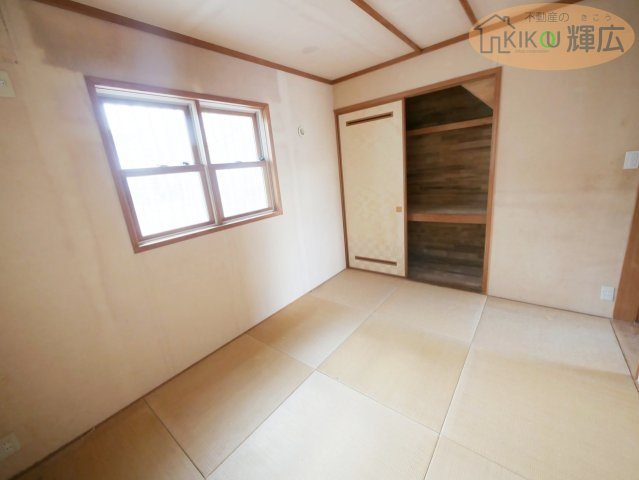 明石市大久保町大窪　中古戸建の寝室|リフォーム前の写真です。
